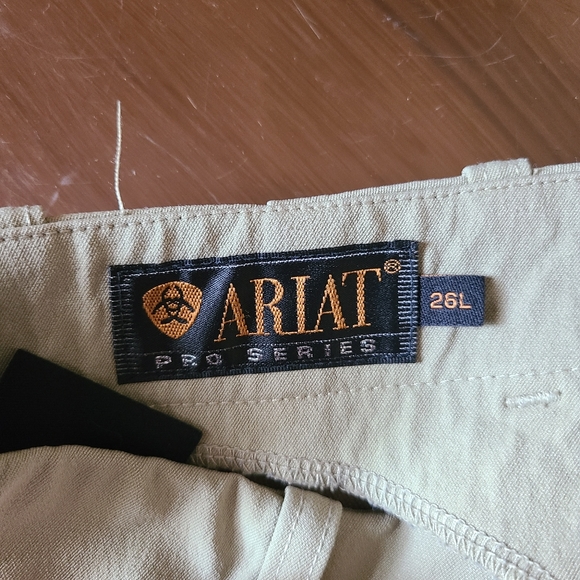 ARIAT PRO | Beige Riding Pants Breeches – Size 26L - Picture 5 of 6